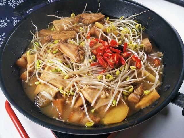这菜我家三天两头都吃,每次我跟老公都吃到撑的走不动路,真好吃