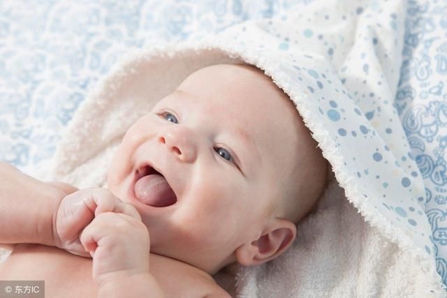 这几日出生的孩子，非富即贵，做父母的都偷着乐