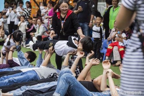 六一前夕幼儿园举办亲子运动会 儿童们萌态百出