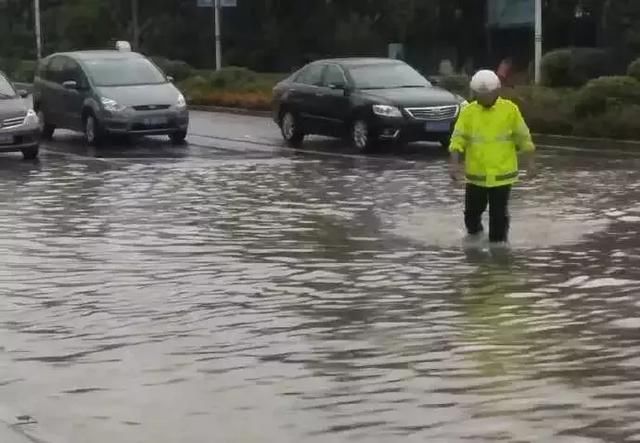 台风暴雨袭来！看看深圳最容易被积水的地方