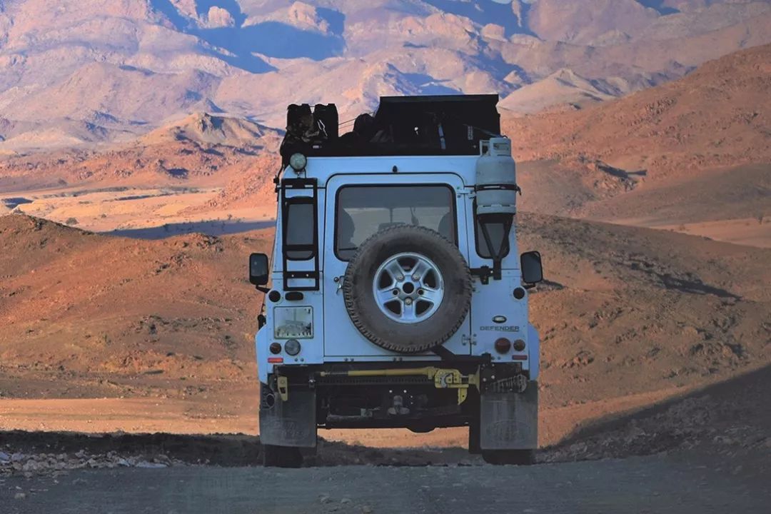 越野的由来 最早要追溯到澳大利亚荒芜的内陆