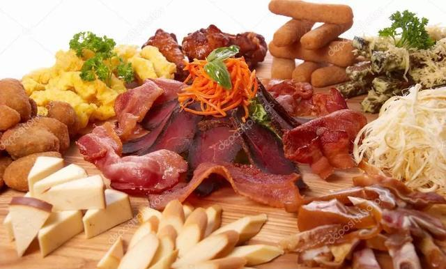 外国人喝酒有下酒菜么, 都是什么菜?