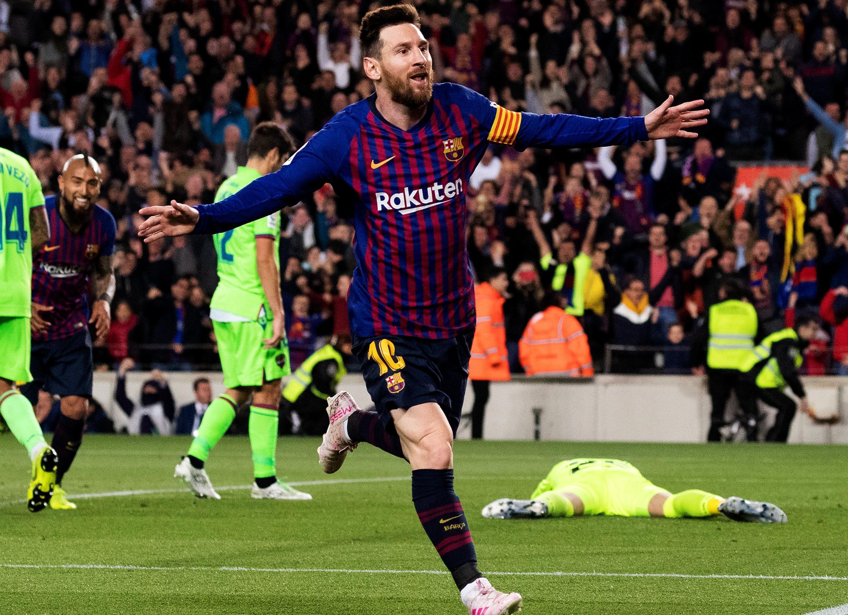 足球--西甲:巴塞罗那提前夺冠