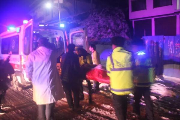 孕妇严冬一氧化碳中毒,腹中胎儿缺氧陷入危险