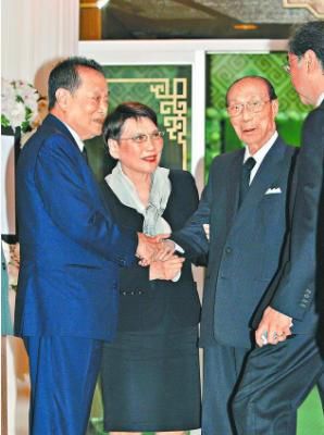 邵逸夫传奇的一生 与郭鹤年交手显头脑