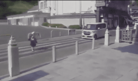 斑马线前礼让他人