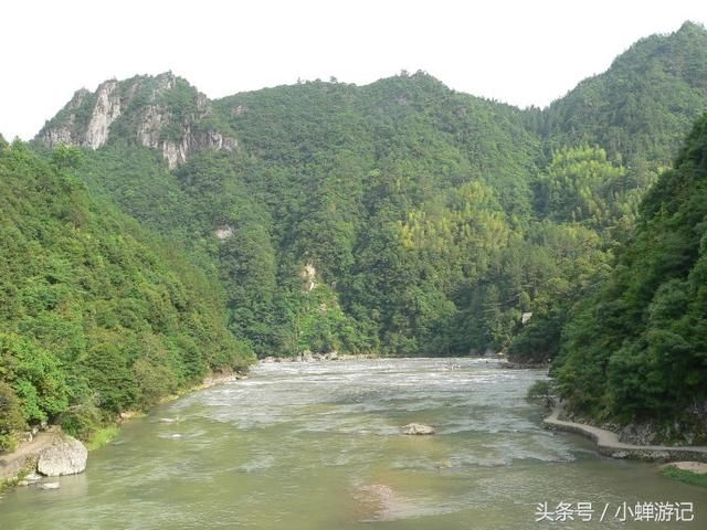 快来福建宁德屏南白水洋世界地质公园目前世界唯一的“浅水广场”