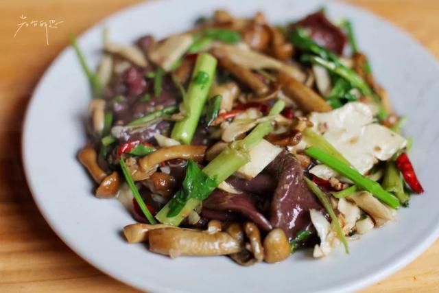 那个安静的小县城，那一段宁静的山居时光