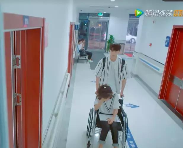 致我们暖暖的小时光:情侣穿搭指南~穿个衣服都