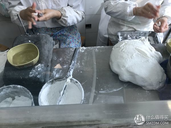 那些“记忆中”的上海名小吃 篇十八:迟到的元宵节美食--美新点心