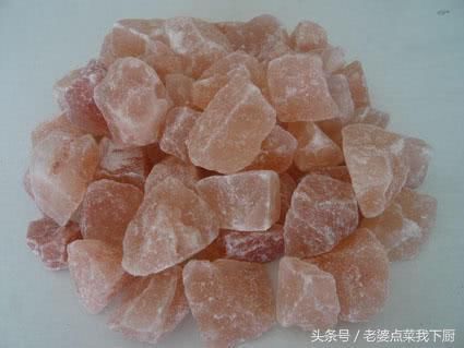中国土豪花3万买日本盐,网友评论炸锅了,都该