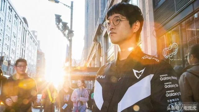 三星新手機代號公布：為了表彰Crown選手