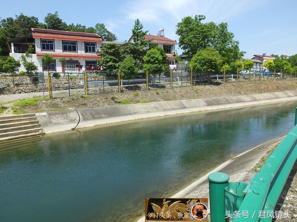 2018年4月27日,湖北宜昌市夷陵区分乡镇高家堰村,东风渠,美景如画!