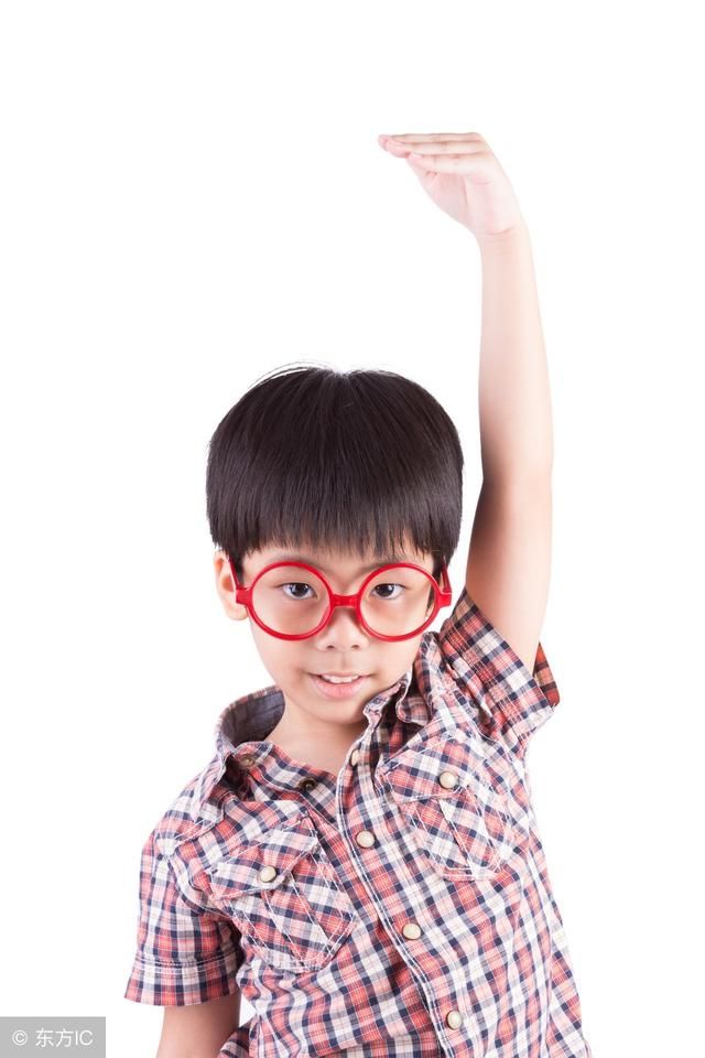 小孩子怎么样才能快速变高鼻梁 t0114b5de14cc525837.jpg