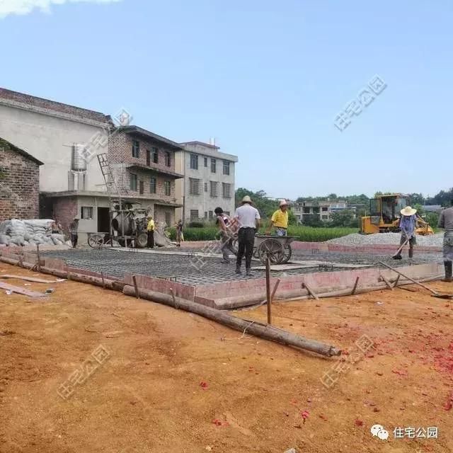 轻钢墙体中空没安全感，这栋实心墙轻钢别墅怎能拒绝？