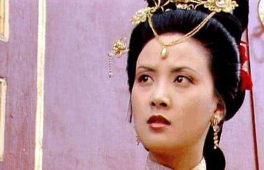 王夫人是王熙凤的姑妈,为何最终抛弃了她 澳博娱乐场