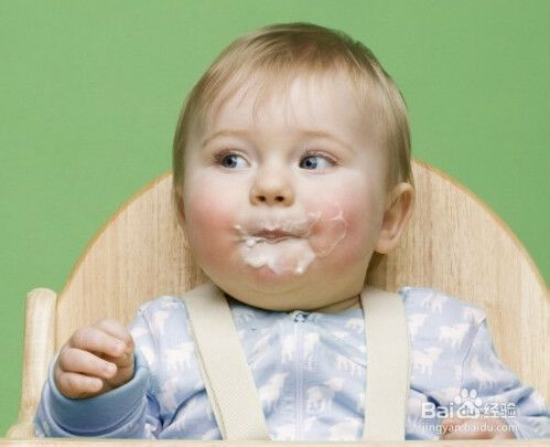 婴儿添加辅食顺序及注意事项 听语音
