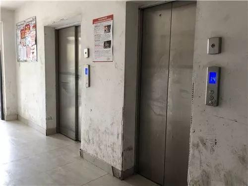 要用公共服务化解禁止逝者走电梯的矛盾