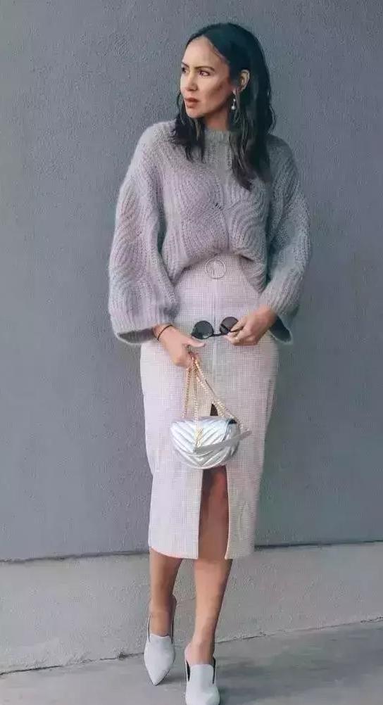 秋冬最时髦的毛衣+半裙, 不同身材的小个子该