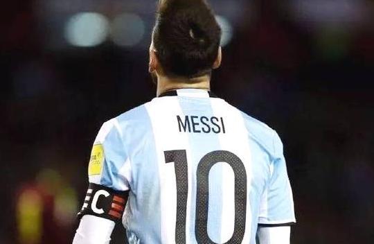 世界第一强队可能无缘世界杯,中场羸弱拖垮球