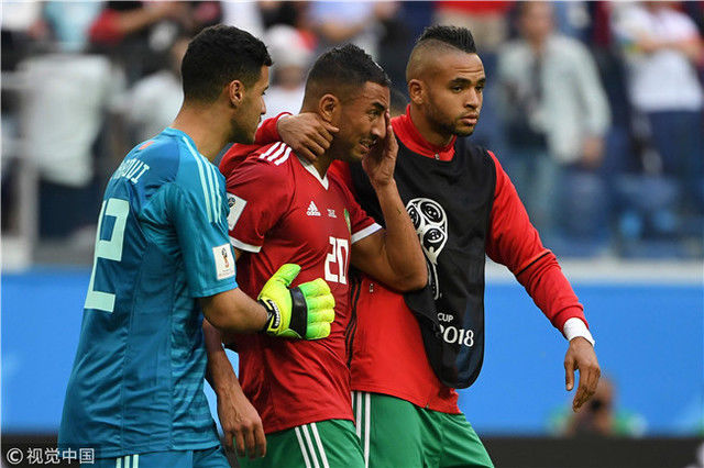 X了狗!摩洛哥罪人乌龙后跪地飙泪,这卧底比伊