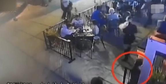 刘强东案视频曝光,刘强东疑似被仙人跳,事情