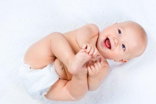 怎么判断是长牙哭闹 有这些症状出现就对了_【