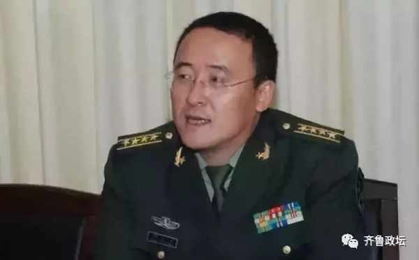 原军委副主席郭伯雄的家族沉浮，国人看后沉默