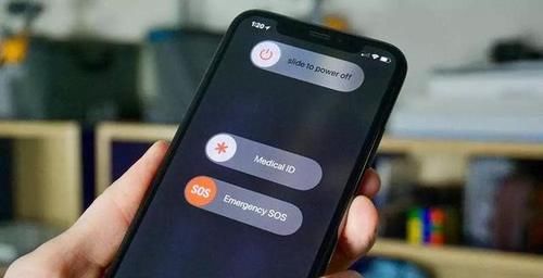 手机开不了机但可以亮