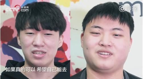 央视拍摄电竞专题片《电竞青春》UZI、小虎讲述职业选手幕后辛酸