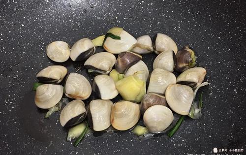 冬天内热外寒,喝这汤最好了,每周喝三次,清热利