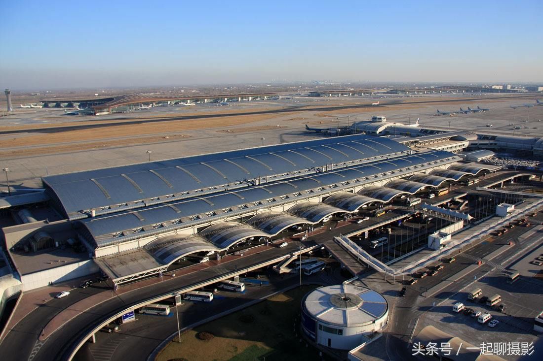 这条高速施工难度不大造价却奇高,每公里5亿元,打破中国纪录
