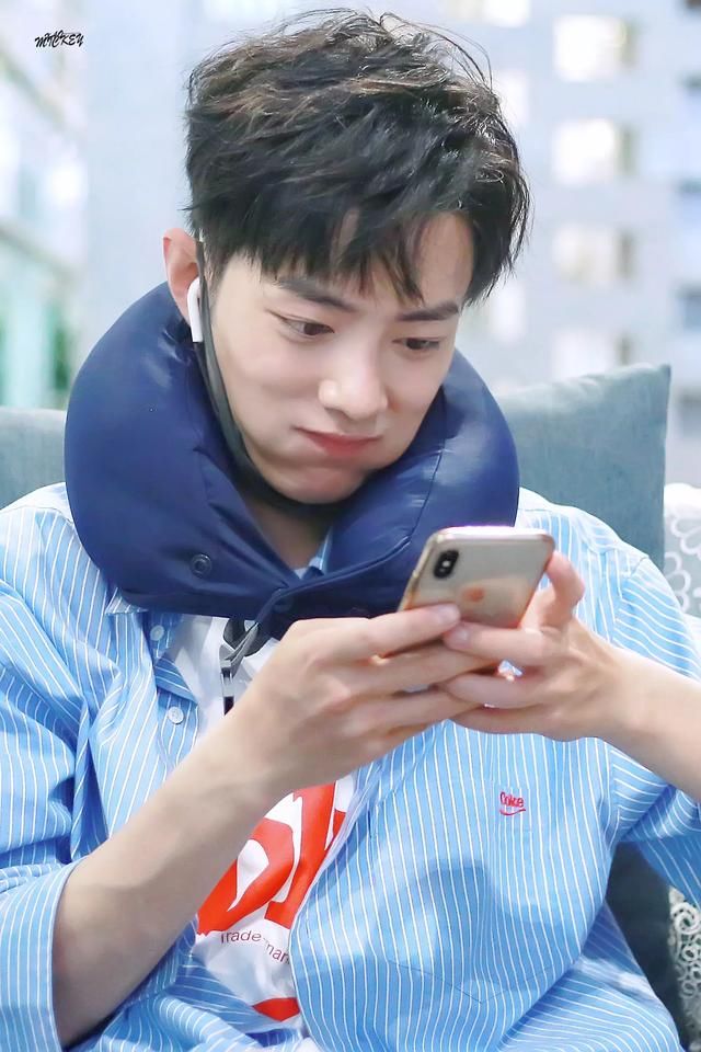 肖战高清壁纸 看了决不后悔 小哥哥等你来撩