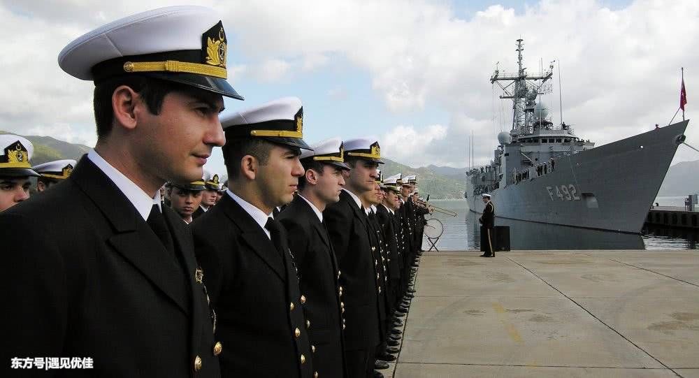 土耳其是搞笑的吗?空军将自家战舰看成敌人的