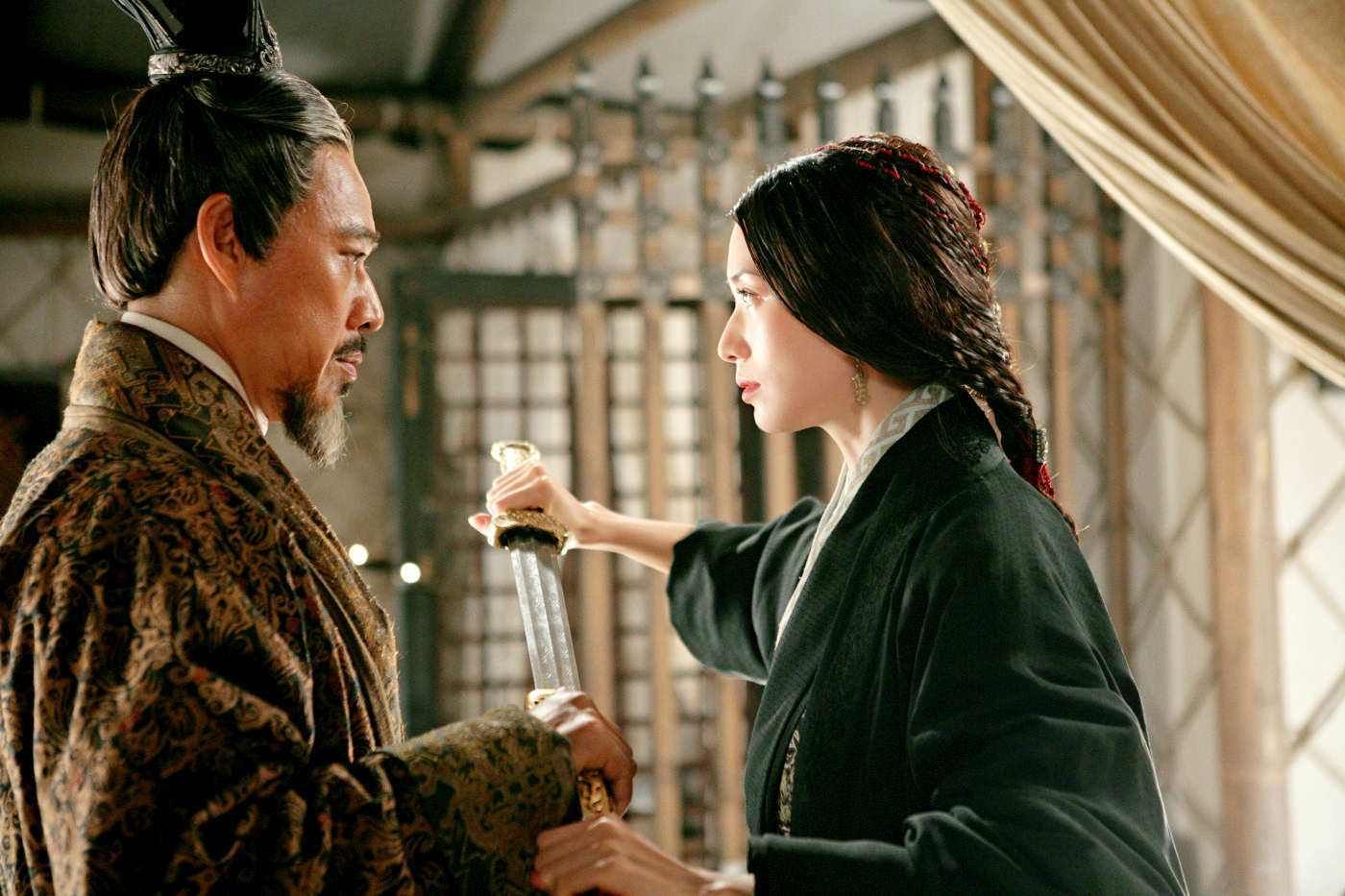 赤壁之战中曹操的失败在于内部不团结