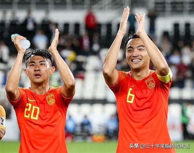 里皮钦点武磊留洋!冯潇霆深夜爆料,国足05黄金