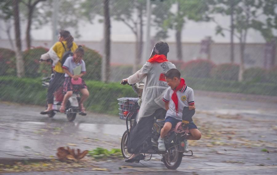 【滚动】强降水云团已移出宿迁？小心雷阵雨玩“回马枪”