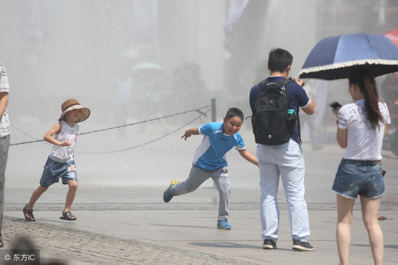 夏天来了，你以为最热的城市在广东和海南，错了，是这四个城市