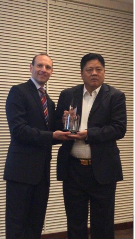 中国祥天控股集团董事长周登荣喜获国际名人录