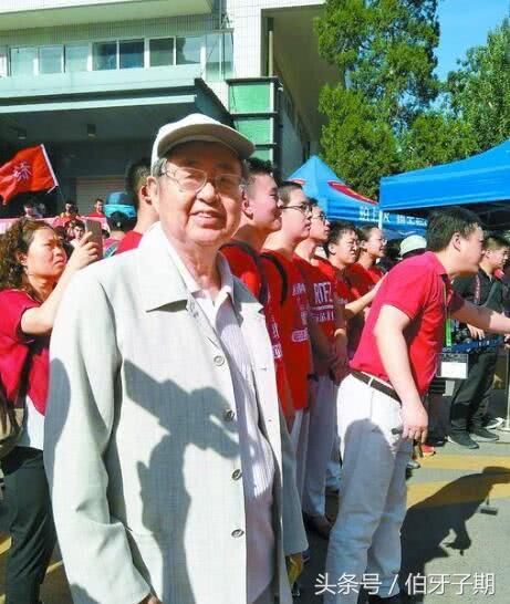 外籍考生:进不了国外名校,就回国内上大学,专家