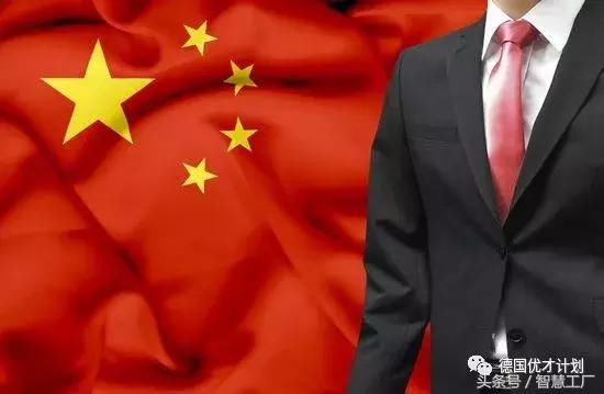 被关押了近10年的他出狱了！