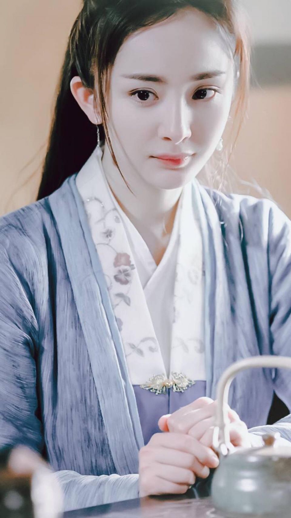 杨幂最新广告代言,又成功为自己招黑了