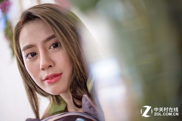 大C游世界 佳能小痰盂镜头美女样张赏析