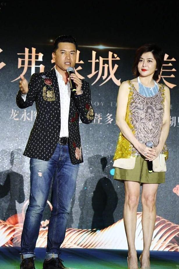 关之琳近照曝光! 手臂老年斑醒目, 住价值1.5亿