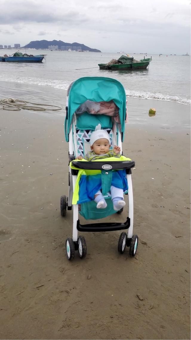 一家人甜蜜的三亚亲子游