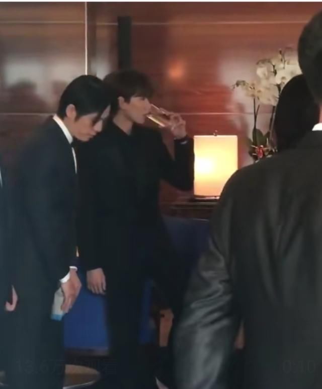 从王三岁到贵气小王子，王源，你的变化也太大了吧