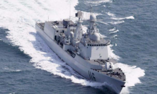 002航母缺席海军大阅兵,却无需遗憾,看看辽宁