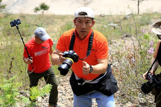 白山户外群关门砬子观映山红休闲一日游