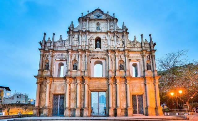 澳门驻澳部队首次进驻澳门