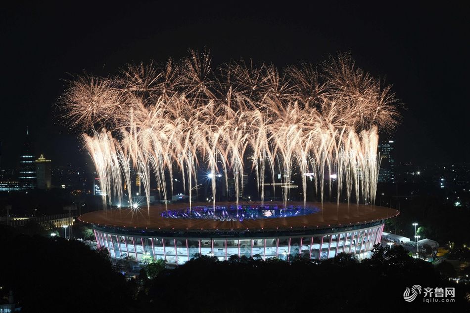 高清:2018雅加达亚运会开幕式 中国代表团入场
